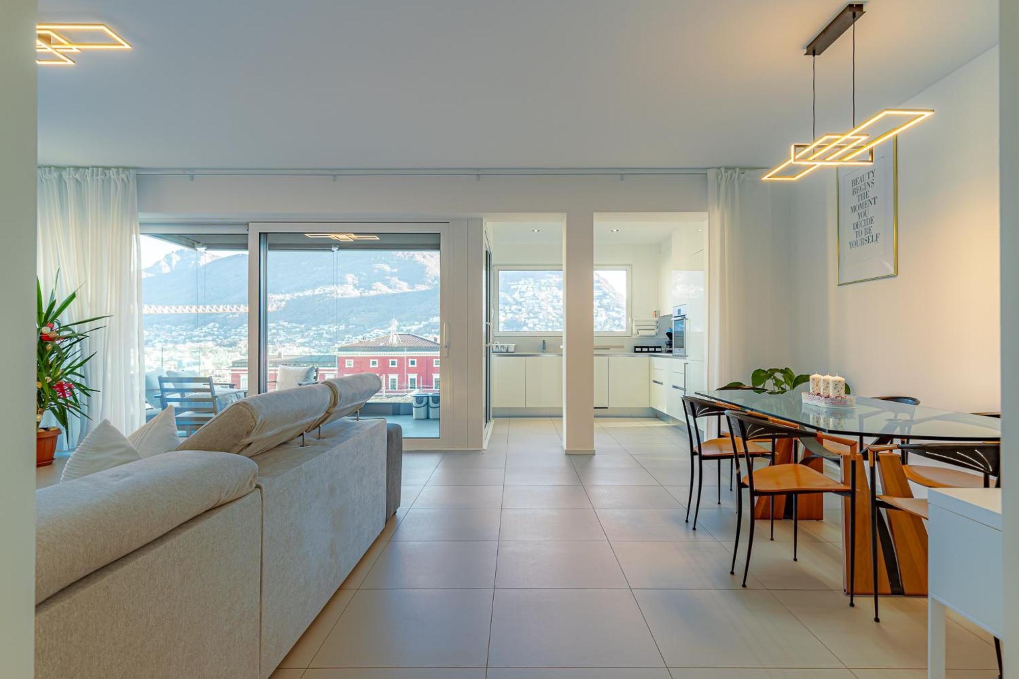 Imperial Of Lugano 3 With A Lake View Behind The Station And 10 Min From The Lake Of Lugano Buitenkant foto
